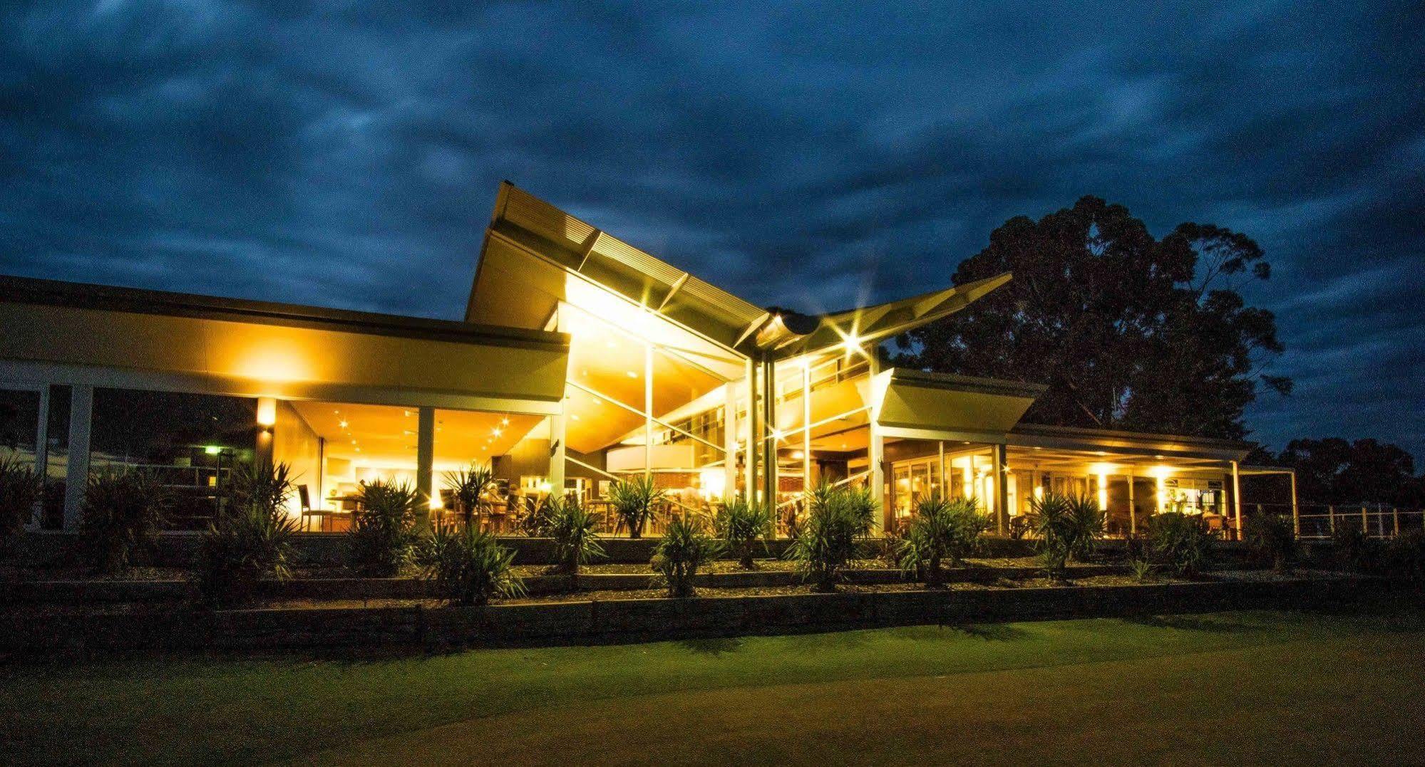 เรนมาร์ค รีสอร์ต Hotel ภายนอก รูปภาพ