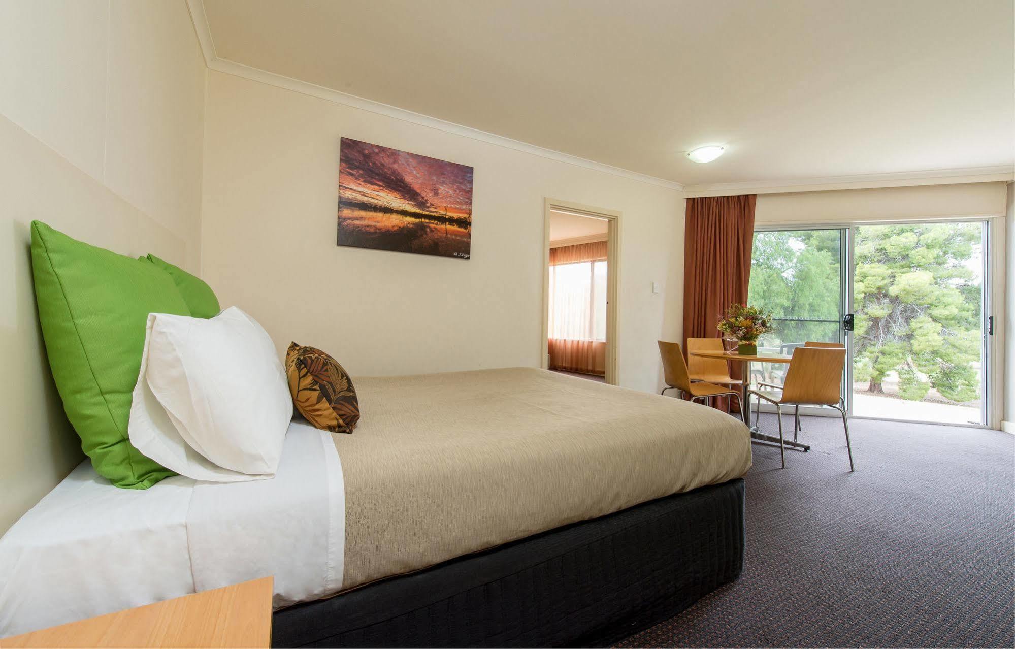 เรนมาร์ค รีสอร์ต Hotel ภายนอก รูปภาพ