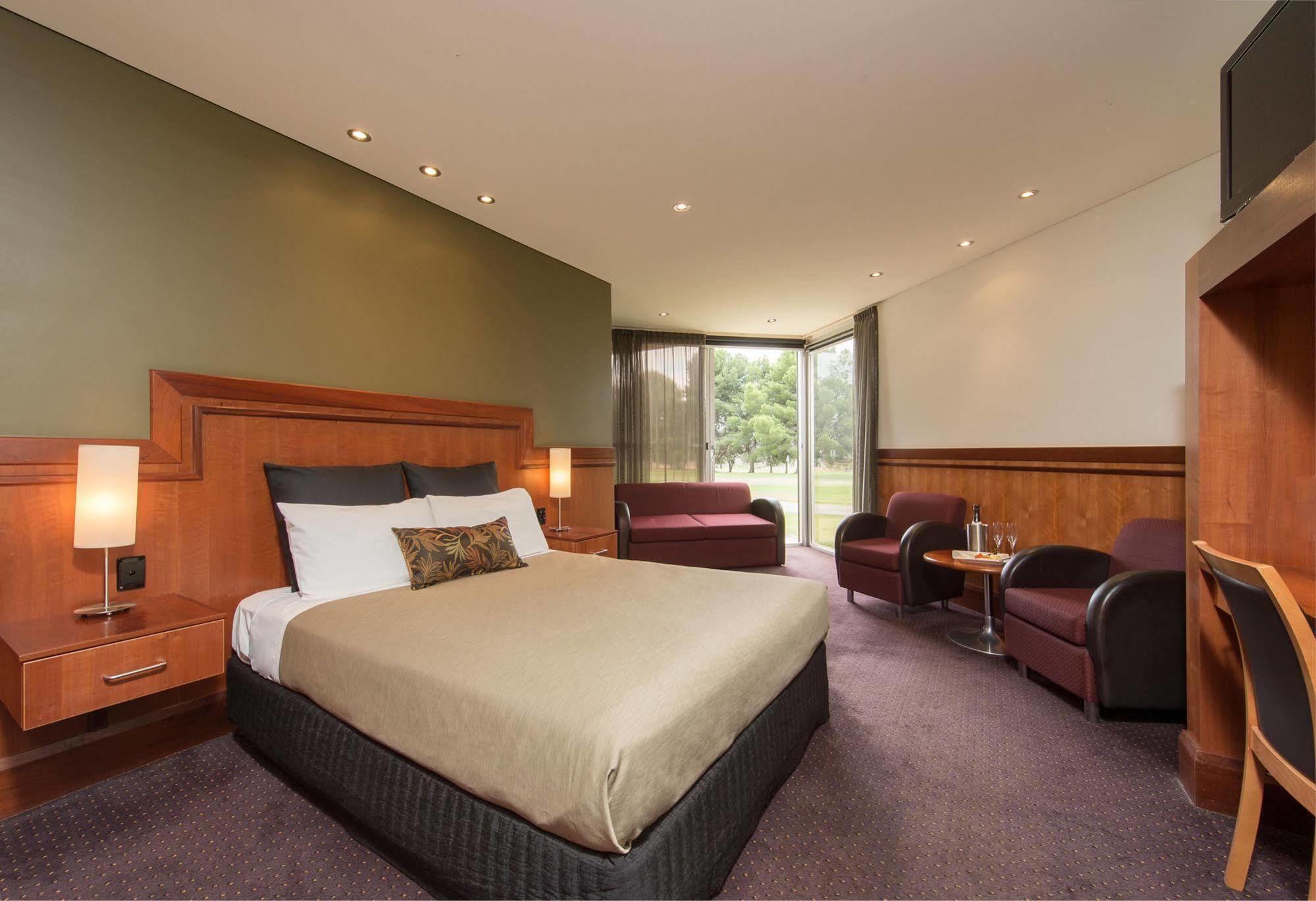 เรนมาร์ค รีสอร์ต Hotel ภายนอก รูปภาพ